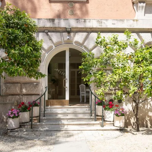 Domus Giulio Guest House,位于罗马的酒店