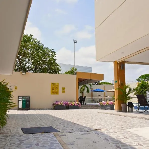 Hotel y Cabañas Covemar，位于科韦尼亚斯的酒店