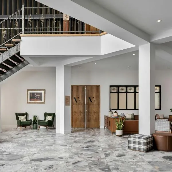 Mont Gabriel, Sainte-Adèle, a Tribute Portfolio Resort，位于圣阿黛拉的酒店