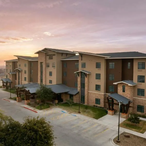 TownePlace Suites by Marriott Carlsbad，位于卡尔斯巴德的酒店
