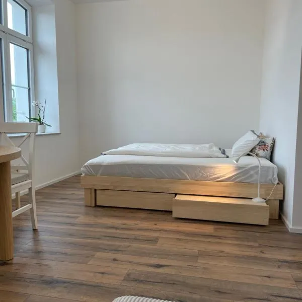 Living 7 Apartments，位于讷凡姆伊恩涅德巴的酒店