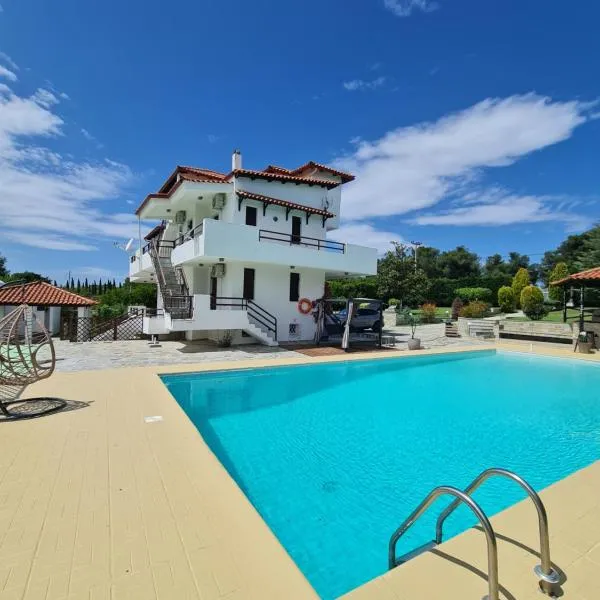 Villa ChrysPa Attica，位于Dhílesi的酒店