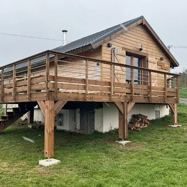 Chalet Echo des Montagnes，位于Camurac的酒店