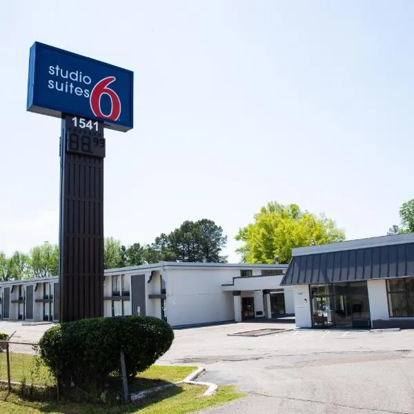 Studio 6 Suites Memphis, TN East Memphis，位于孟菲斯的酒店