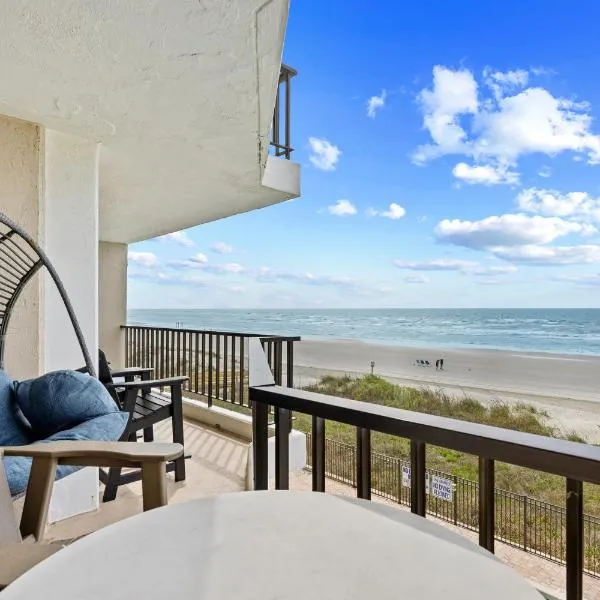 Direct Ocean Front 3BR 3BA Beach Front，位于默特尔比奇的酒店