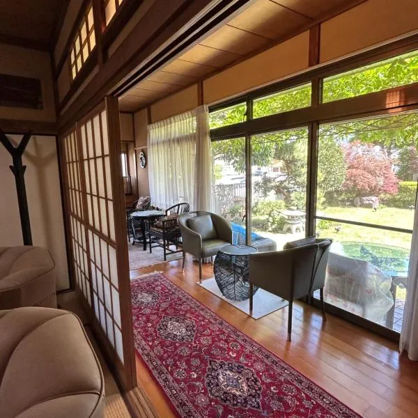Chiba Homestay by Lek บ้านพักใกล้นาริตะโตเกียว，位于四街道市的酒店
