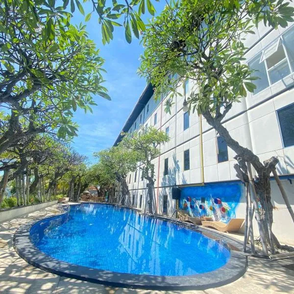 Singaraja Hotel - CHSE Certified，位于新加拉惹的酒店