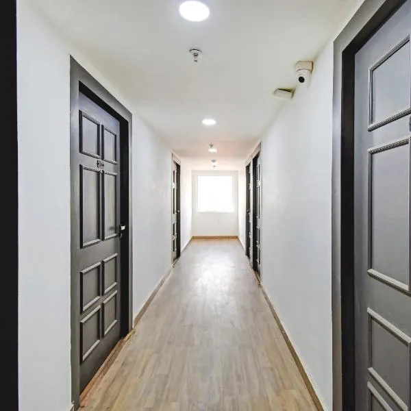 Super Townhouse The Royal Retreat，位于Garui的酒店