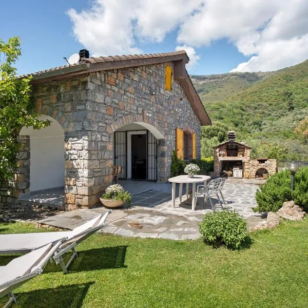 Casa Rosmarino，位于Cisano sul Neva的酒店