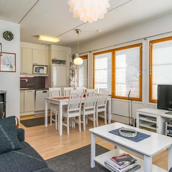Holiday Home Karhunvartijan kota b1 by Interhome，位于鲁卡的酒店