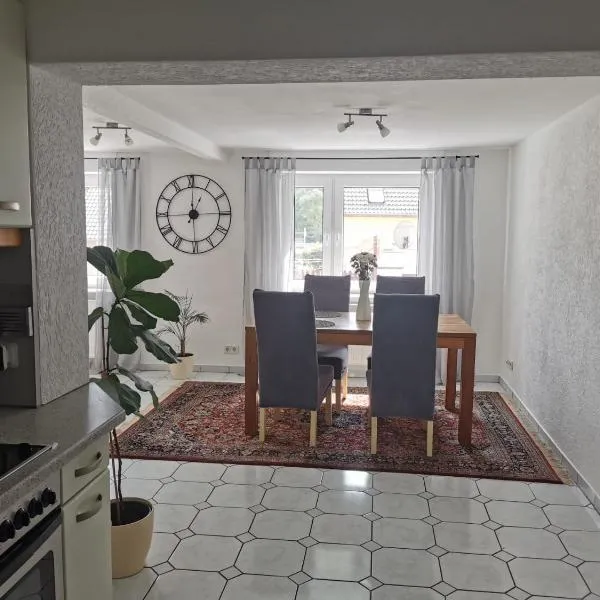 Zentrale Erdgeschosswohnung，位于圣英贝特的酒店