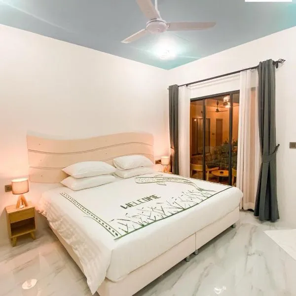 Infinity Beach Dhigurah，位于迪古拉的酒店