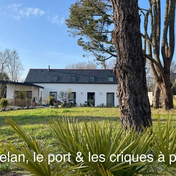 Ty Glazu Doelan espace 60m2, Port& criques à pied, 2 chambres privées au 1er étage, SDB, WC séparé，位于克拉斯卡诺特的酒店