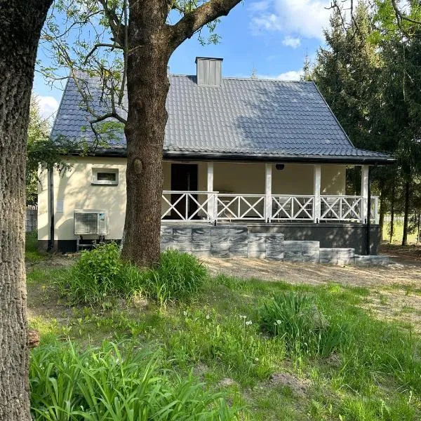 Domek z jacuzzi pod Starym Dębem Łuków，位于Klimki的酒店