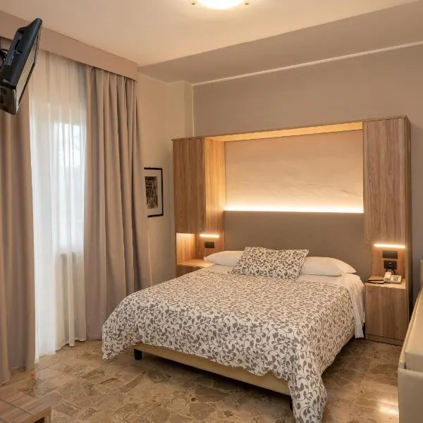 Hotel La Rotonda，位于Cepagatti的酒店