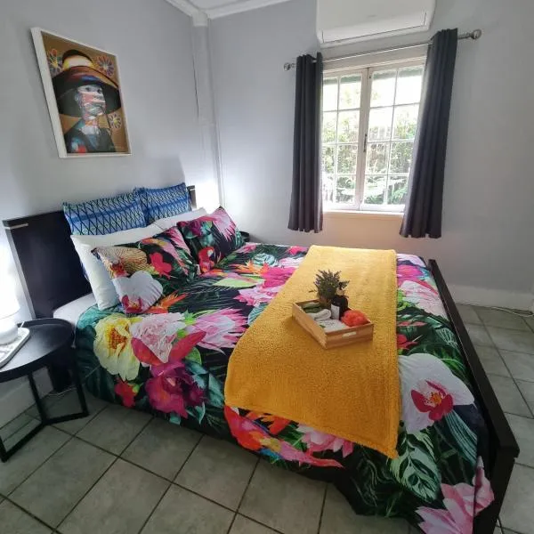 JDs Tropical stays，位于凯恩斯的酒店