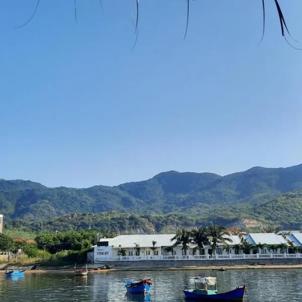 Sandy Homestay-Vĩnh Hy，位于Ninh Hải的酒店