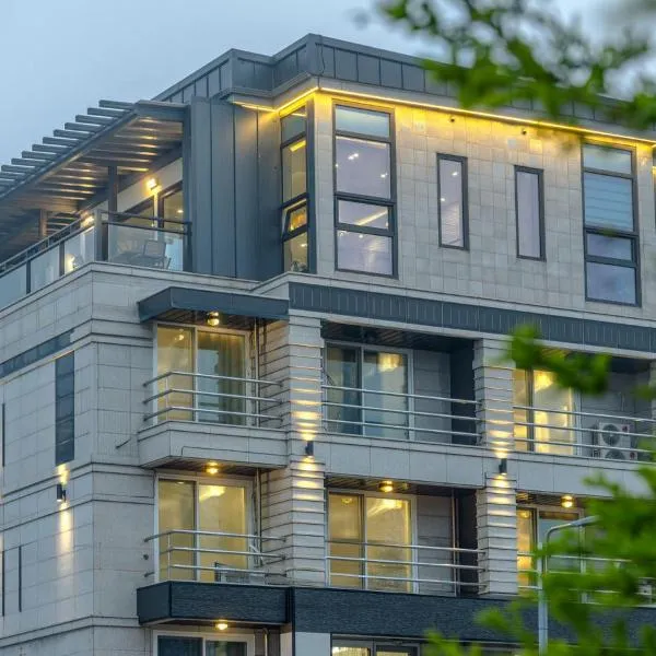 THE OCEAN Pension，位于束草市的酒店