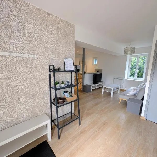 Gîte Ocrinien, Maison 2 chambres & Loire à Vélo，位于Saint-Martin-sur-Ocre的酒店