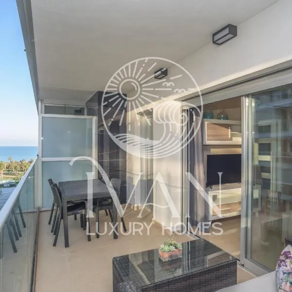 Casa Playera Ivan Luxury Homes 5ªPlta Norte 1ªLinea，位于奥罗佩萨德尔马的酒店