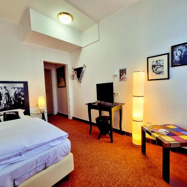 Retro - Art - Hotel Lünen，位于吕嫩的酒店
