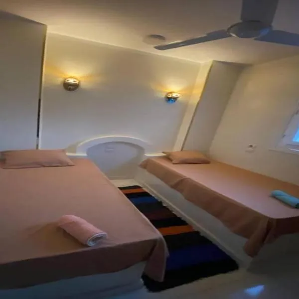 Alara Hostel ' Only girls '，位于Naj‘ al Maḩaţţah的酒店