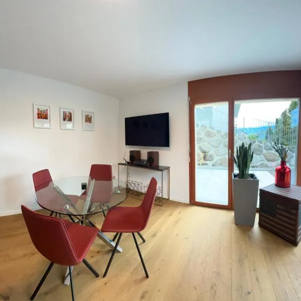 Komfortable Ferienwohnung in Beckenried, Nidwalden，位于贝肯里德的酒店