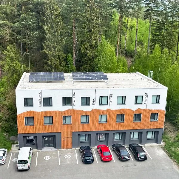Beskydy House，位于罗斯诺夫·波德·拉德霍斯滕的酒店