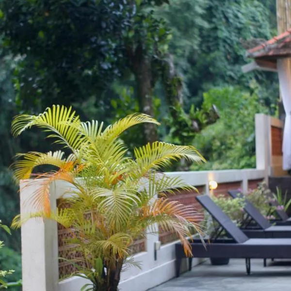 Hanaka Riverside Ubud，位于乌布的酒店