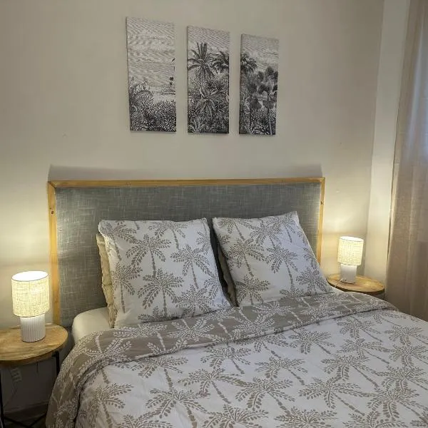 Le Bohème - Appartement proche gare et commerces，位于吉索尔的酒店