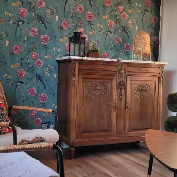Maison Lombardi - Gite 6 Personnes 4 étoiles，位于默兹河畔丹的酒店
