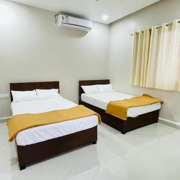 Maheshwari Bhakt Niwas And Homestay，位于Tuljapur的酒店
