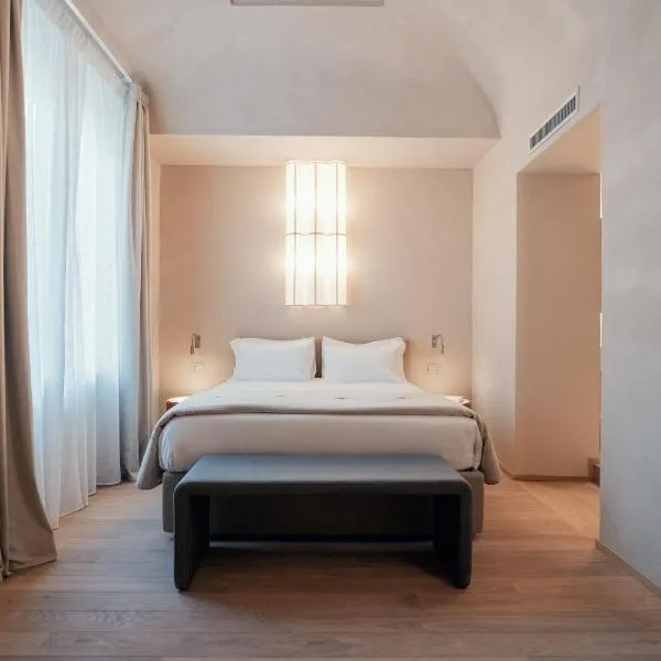 Velvet Grey Boutique Hotel Roma，位于罗马的酒店