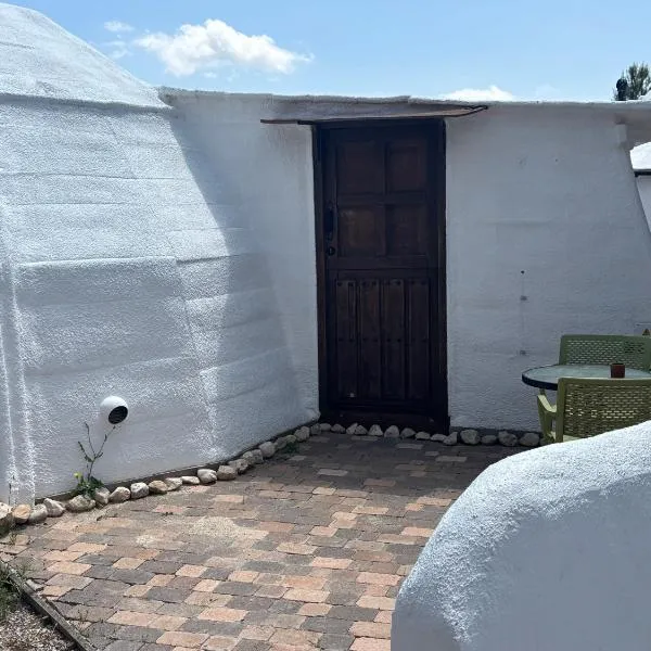 Pink Elephant，位于洛尔卡的酒店