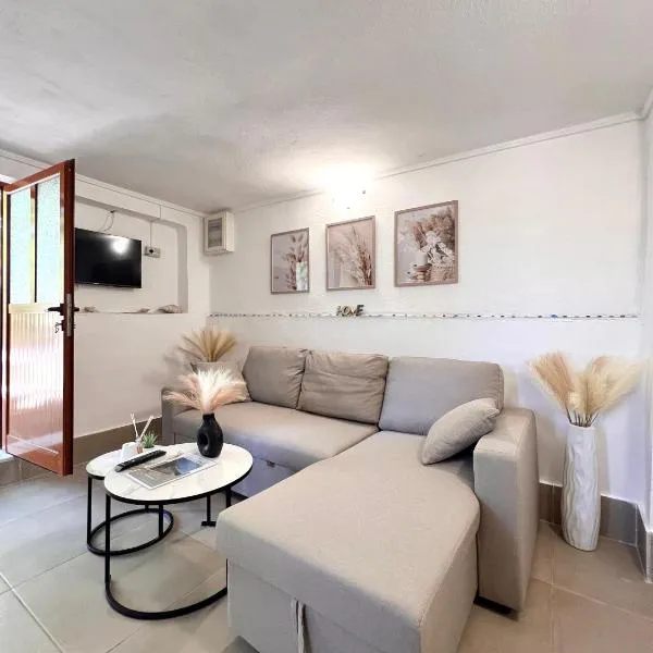 Petra Oliva，位于德尔米的酒店