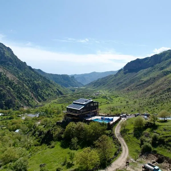 Sky House Yeghegis，位于Yeghegis的酒店