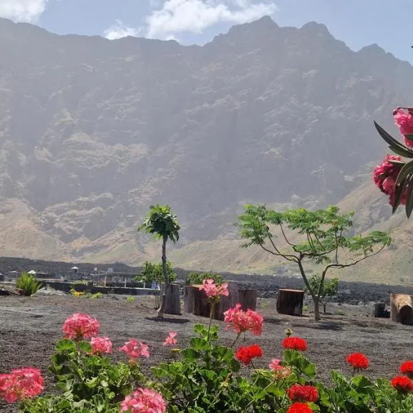 Casa Scora，位于Portela的酒店