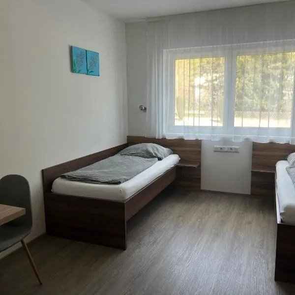 FarawayHomes Aparthotel Krems，位于克雷姆斯明斯特的酒店