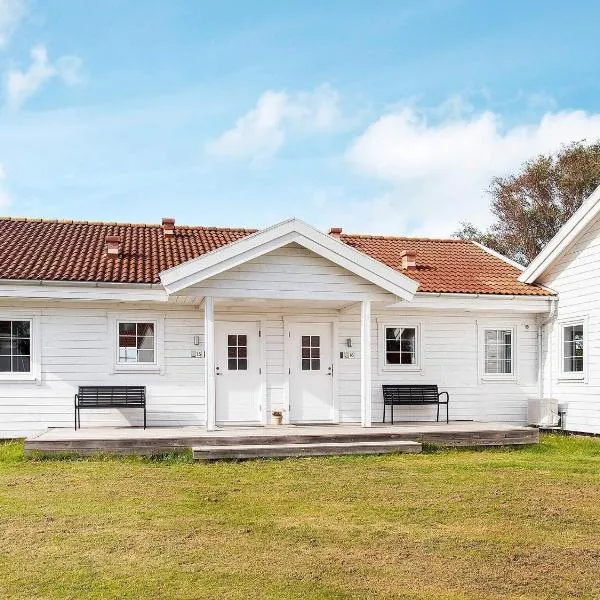 Chic Coastal Holiday Home in Læsø，位于莱斯的酒店