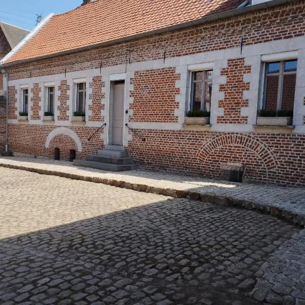 Les racines，位于Haspres的酒店