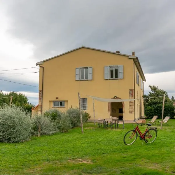 Podere Bellavista - Agriturismo Bella Valle，位于瓦达的酒店