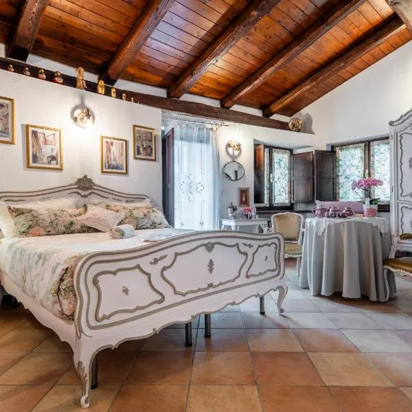 La Meira di Lucia B&B，位于Rossana的酒店