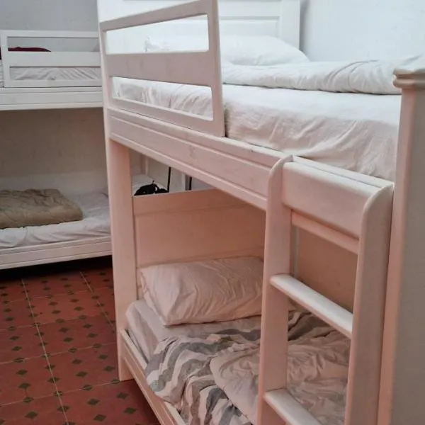 Hostel Banana tanger，位于丹吉尔的酒店
