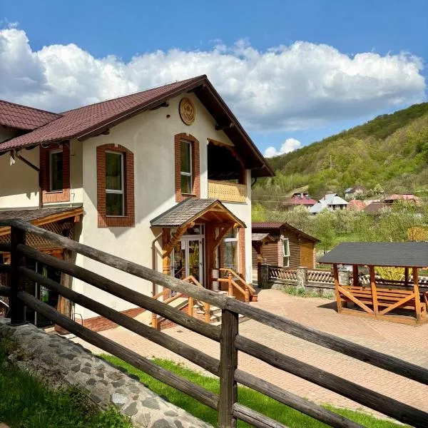 Pensiunea Popas Pop, Strambu-Baiut, Maramures，位于Băiuţ的酒店