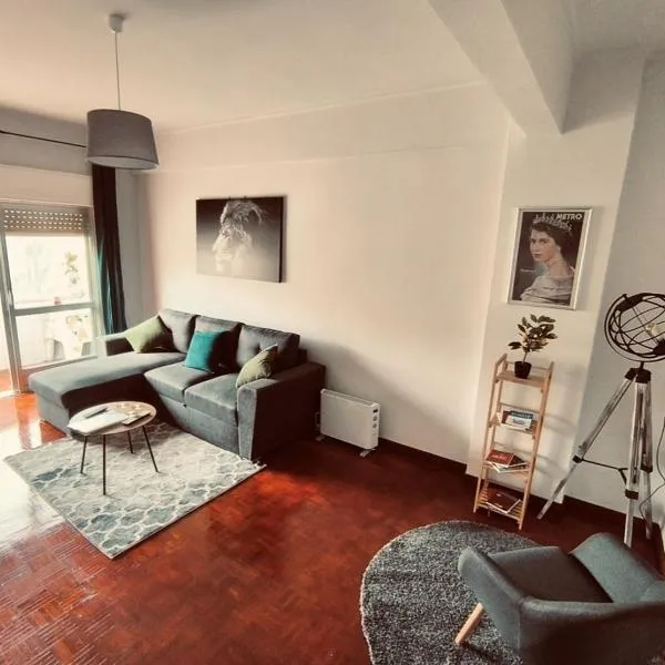 Lemon Tree House 2nd Floor - NO LIFT - Stairway 2 Andar sem elevador，位于瓜尔达的酒店