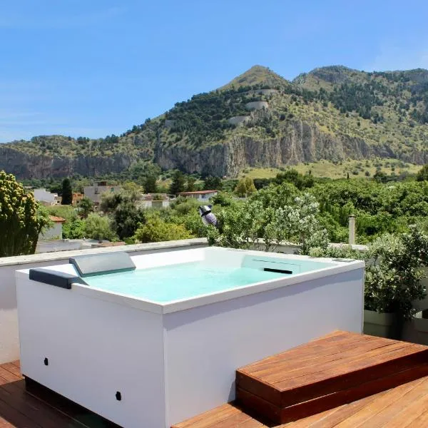 Mondello Martini，位于蒙德罗的酒店