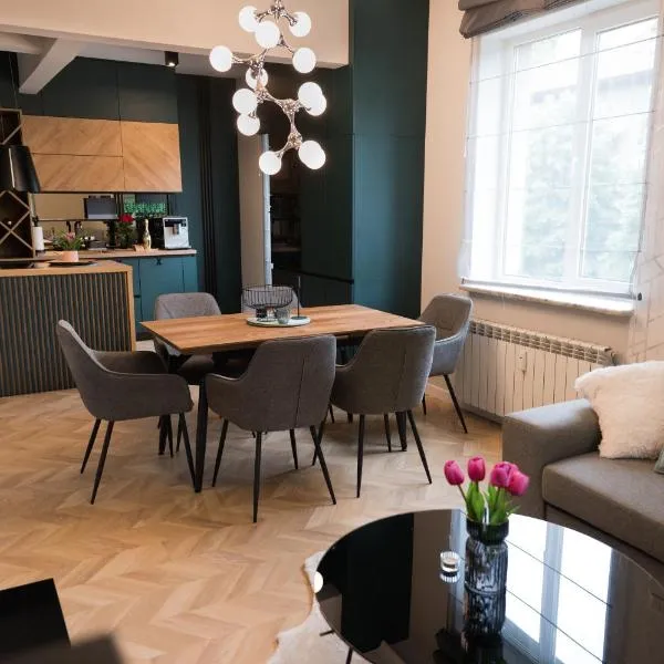 Луксозен арт апартамент в близост до центъра на града，位于索非亚的酒店