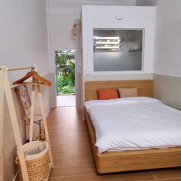 Tran Phu Riverside House，位于芹苴的酒店