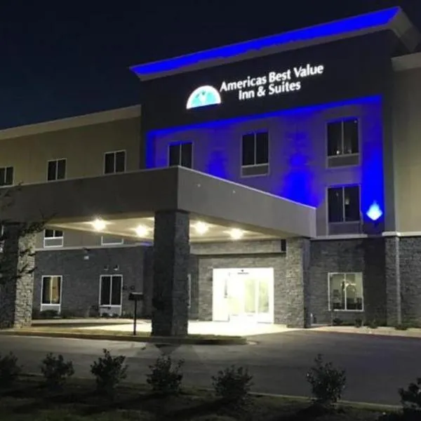 Americas Best Value Inn & Suites，位于霍恩湖的酒店