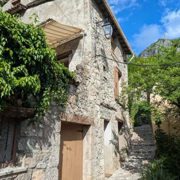 Maison Martina，位于卡斯特拉讷的酒店